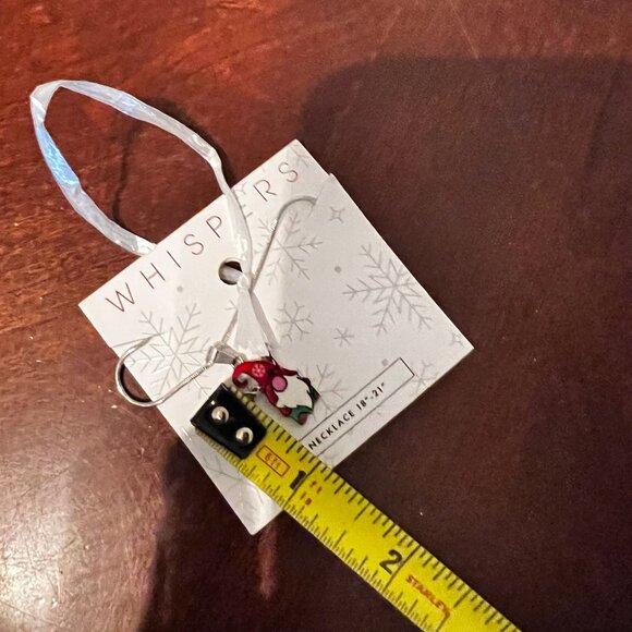 Christmas Gnome Pendant Necklace 18"-21" Chain whishpers - Picture 4 of 4